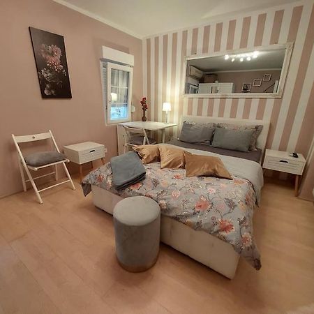 Apartment Bonjour, 5Th Floor, No Elevator Ζάγκρεμπ Εξωτερικό φωτογραφία